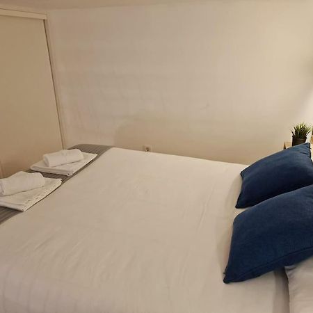 Mediodia Chica Apartamento Tipo Loft En La Latina Διαμέρισμα Μαδρίτη Εξωτερικό φωτογραφία