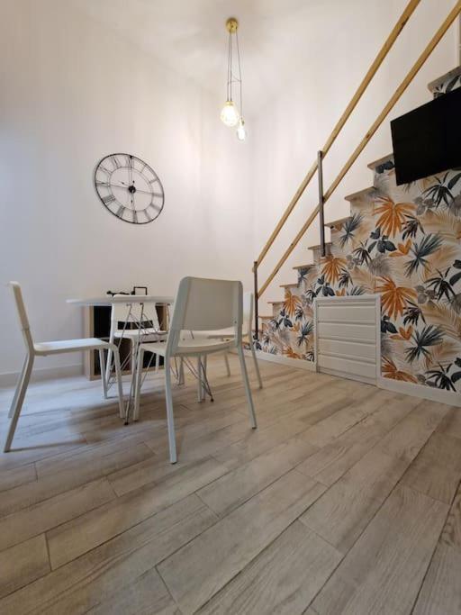 Mediodia Chica Apartamento Tipo Loft En La Latina Διαμέρισμα Μαδρίτη Εξωτερικό φωτογραφία