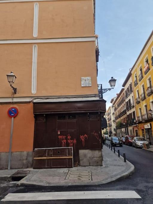 Mediodia Chica Apartamento Tipo Loft En La Latina Διαμέρισμα Μαδρίτη Εξωτερικό φωτογραφία