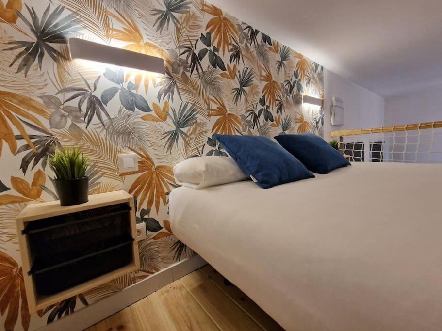 Mediodia Chica Apartamento Tipo Loft En La Latina Διαμέρισμα Μαδρίτη Εξωτερικό φωτογραφία
