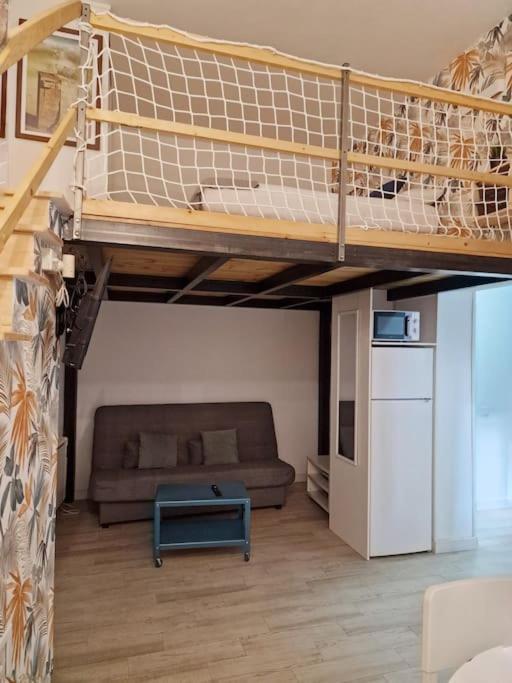 Mediodia Chica Apartamento Tipo Loft En La Latina Διαμέρισμα Μαδρίτη Εξωτερικό φωτογραφία