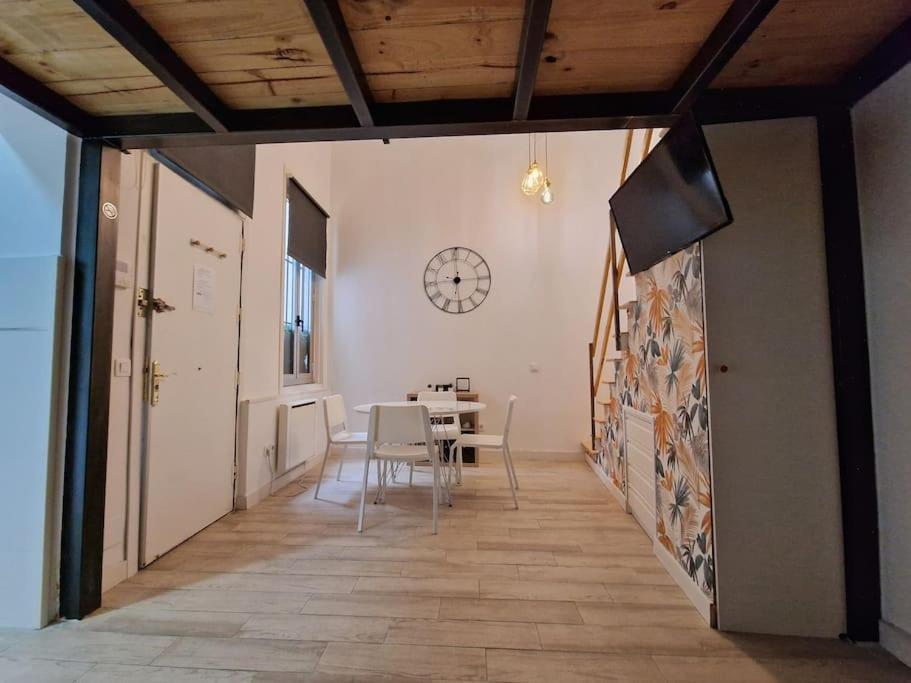 Mediodia Chica Apartamento Tipo Loft En La Latina Διαμέρισμα Μαδρίτη Εξωτερικό φωτογραφία